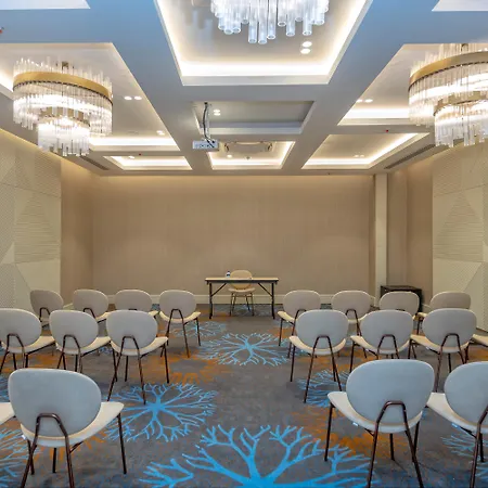 فندق Calyptus Kirman Premium 5*