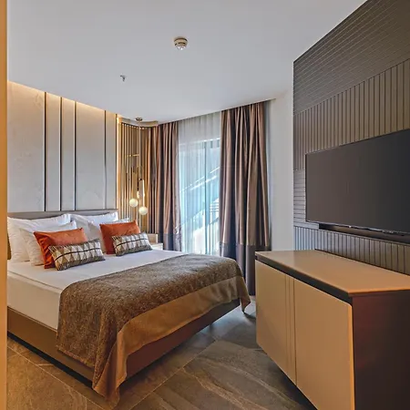 Calyptus Kirman Premium 5* Side