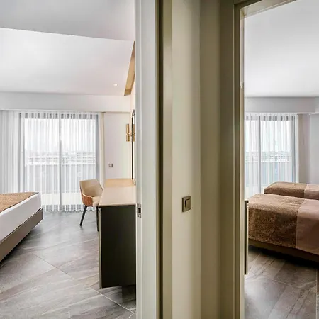 Calyptus Kirman Premium Hotell 5*
