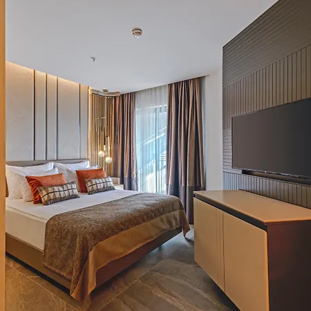 Calyptus Kirman Premium Hotel Side