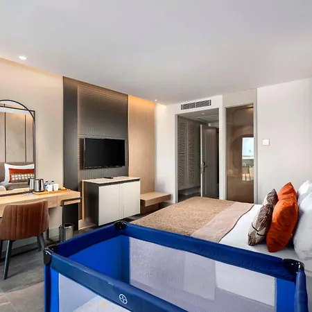 Calyptus Kirman Premium Szálloda 5*